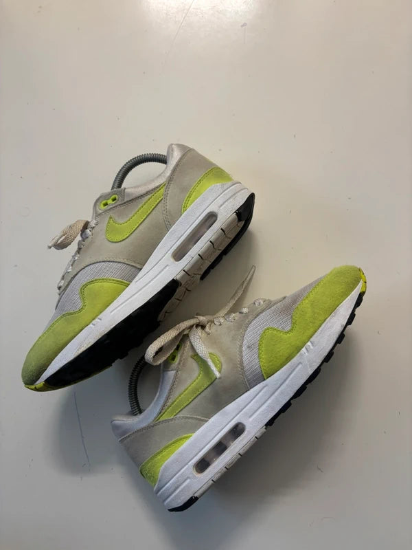 NIKE AIR MAX 1 "VOLT SUEDE" 39 EU